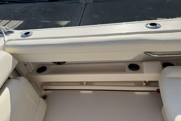 27ft Grady White Yacht For Sale