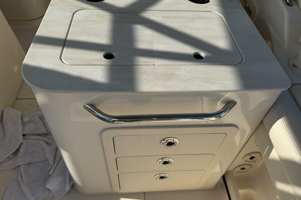 27ft Grady White Yacht For Sale