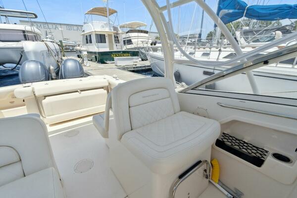 27ft Grady White Yacht For Sale
