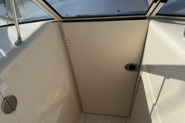 27ft Grady White Yacht For Sale