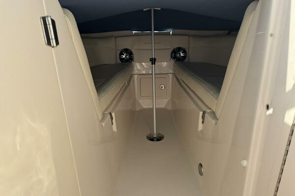 27ft Grady White Yacht For Sale