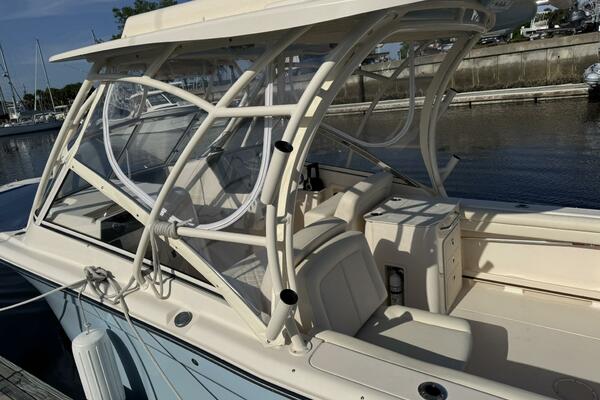 27ft Grady White Yacht For Sale