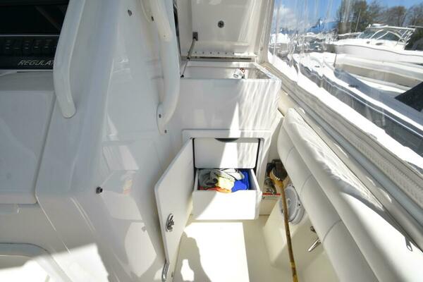 Why Knot II 34ft Regulator Yacht For Sale