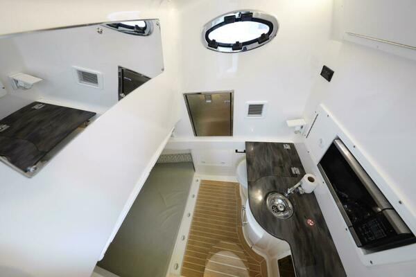 Why Knot II 34ft Regulator Yacht For Sale