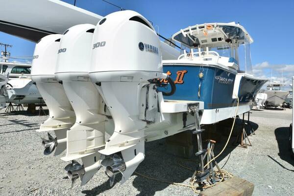 Why Knot II 34ft Regulator Yacht For Sale