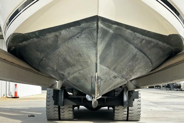 24ft Robalo Yacht For Sale