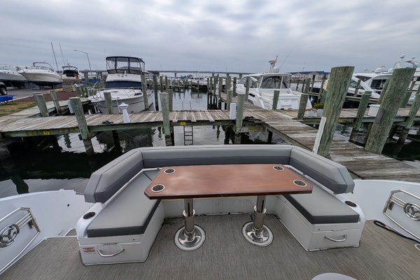 54ft Cruisers Yachts Yacht For Sale