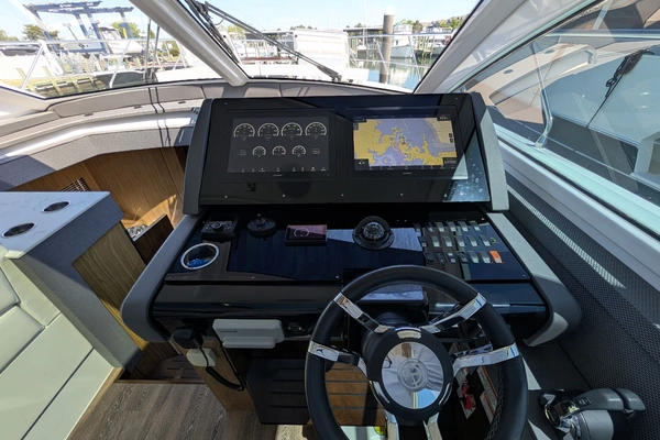 Cruisers Yachts 54 Cantius Yacht For Sale