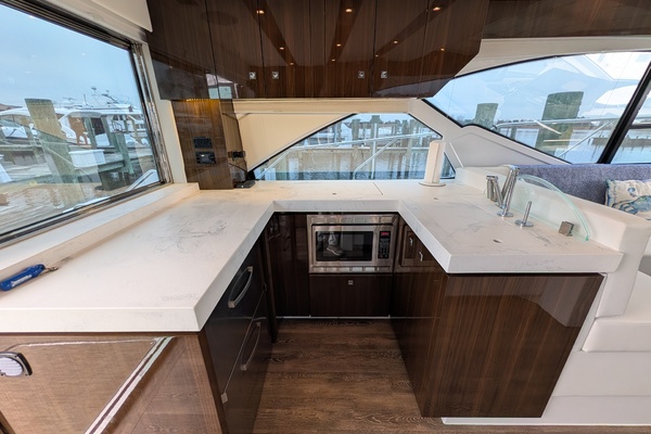 54ft Cruisers Yachts Yacht For Sale