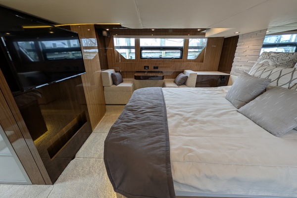 54ft Cruisers Yachts Yacht For Sale