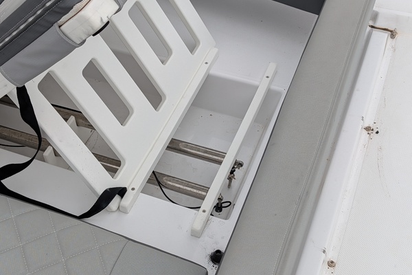 54ft Cruisers Yachts Yacht For Sale