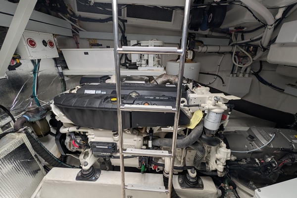 54ft Cruisers Yachts Yacht For Sale