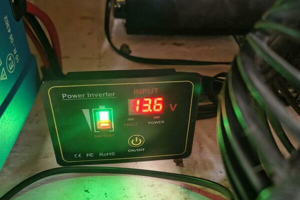 Oracle 33ft Gemini Yacht For Sale