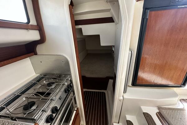 Oracle 33ft Gemini Yacht For Sale