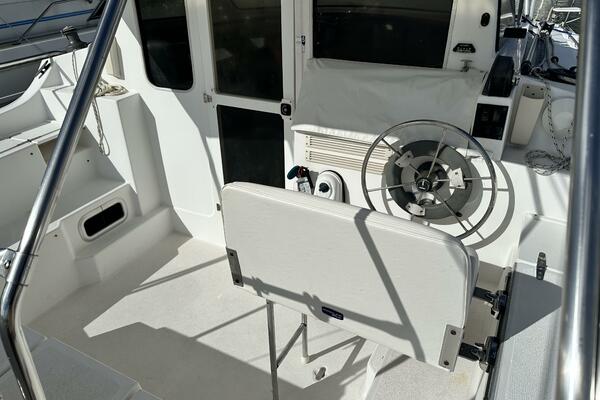 Oracle 33ft Gemini Yacht For Sale