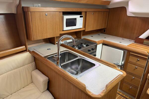 GUINEVERE 36ft Catalina Yacht For Sale