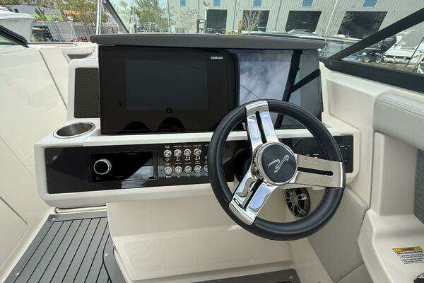 2020 Sea Ray 35