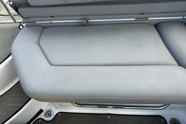 26ft Four Winns Yacht For Sale