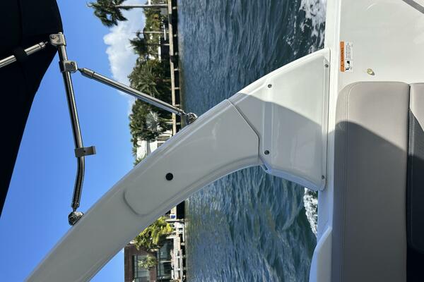 26ft Four Winns Yacht For Sale