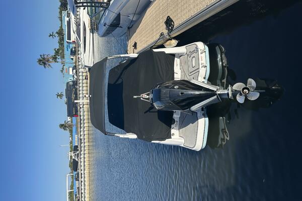 26ft Four Winns Yacht For Sale