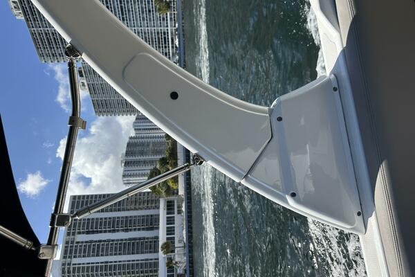 26ft Four Winns Yacht For Sale