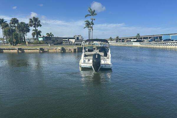 Photo of the 2022 Four Winns HD8 OB