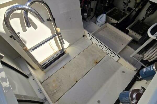 42ft HCB Yacht For Sale