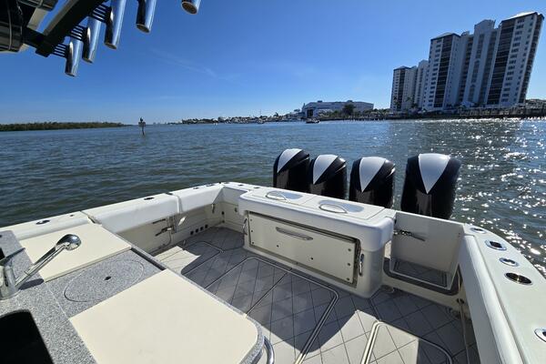 42ft HCB Yacht For Sale