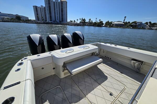 42ft HCB Yacht For Sale