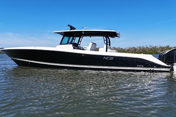 42ft HCB Yacht For Sale