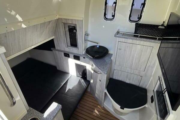 42ft HCB Yacht For Sale