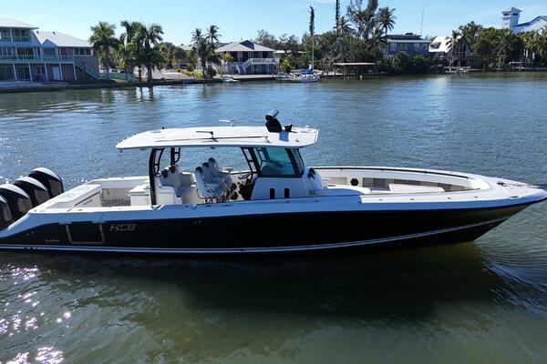 42ft HCB Yacht For Sale