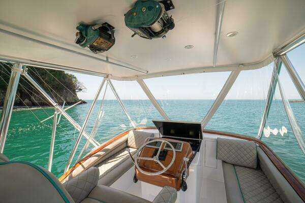 Gamefisherman 40 Convertible Yacht For Sale