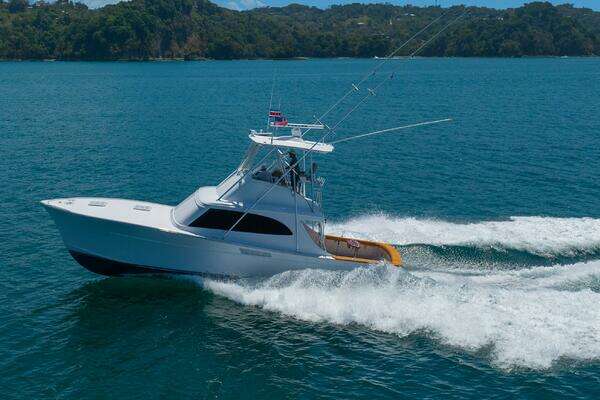 Gamefisherman 40 Convertible Yacht For Sale