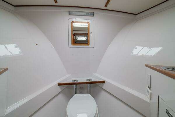 Gamefisherman 40 Convertible Yacht For Sale