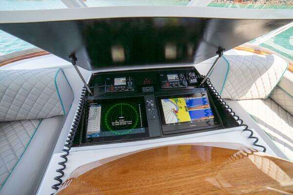 Gamefisherman 40 Convertible Yacht For Sale