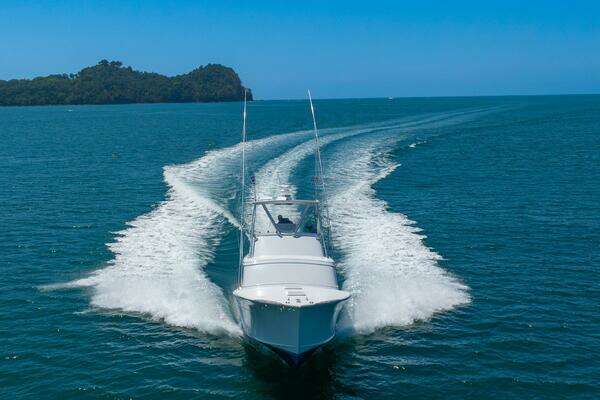 Gamefisherman 40 Convertible Yacht For Sale