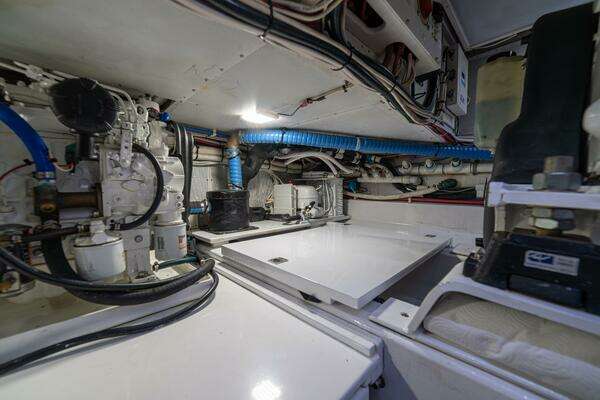 Gamefisherman 40 Convertible Yacht For Sale