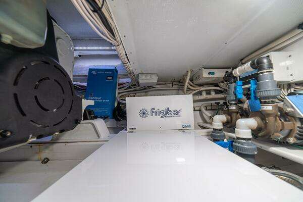 Gamefisherman 40 Convertible Yacht For Sale