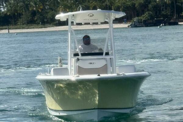 23ft Sea Hunt Yacht For Sale