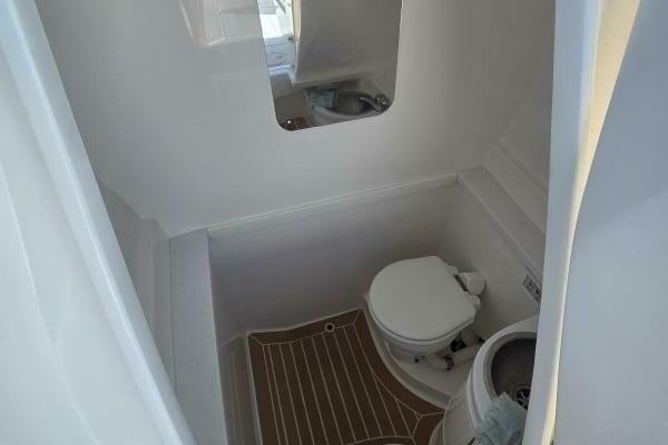 32ft Intrepid Yacht For Sale