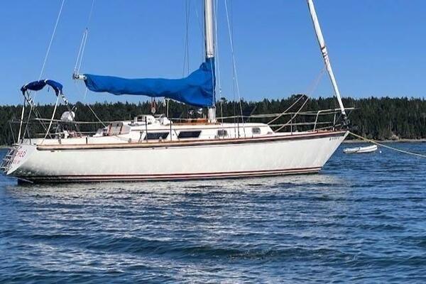 BEWITCHED 36ft Bristol Yacht For Sale