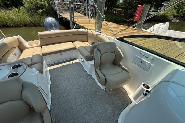 24ft NauticStar Yacht For Sale