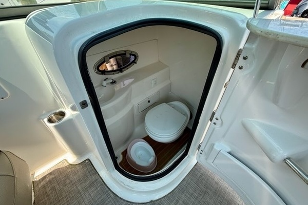 24ft NauticStar Yacht For Sale