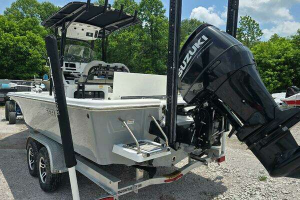 Photo of the 2023 Sea Pro 248 Bay