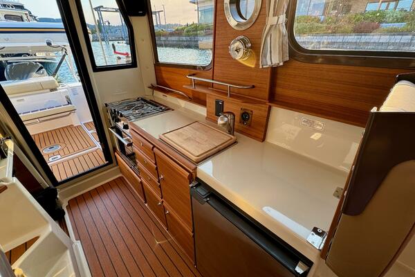 NOODLES 27ft Ranger Tugs Yacht For Sale