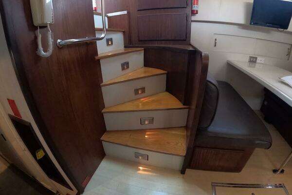 Hatteras 54MY Yacht For Sale