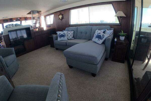 Hatteras 54MY Yacht For Sale