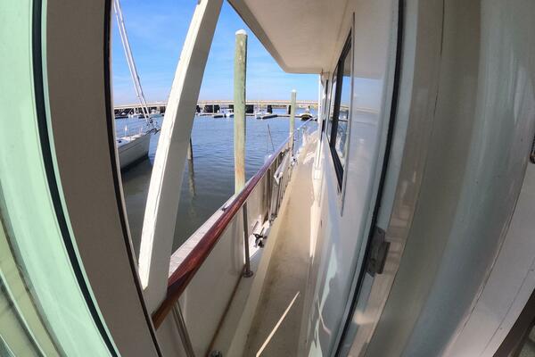 SAINT PAUL 54ft Hatteras Yacht For Sale