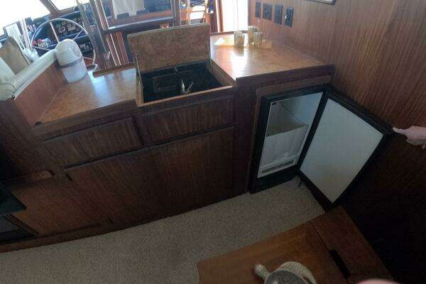 Hatteras 54MY Yacht For Sale